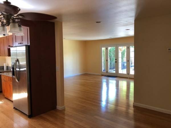 201 Fuchsia Way - Photo 3 of 17