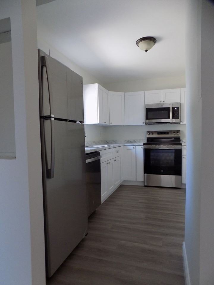 430 Sand Lime Rd - Photo 3 of 19