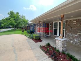 6402 Espana Dr - Photo 1 of 1