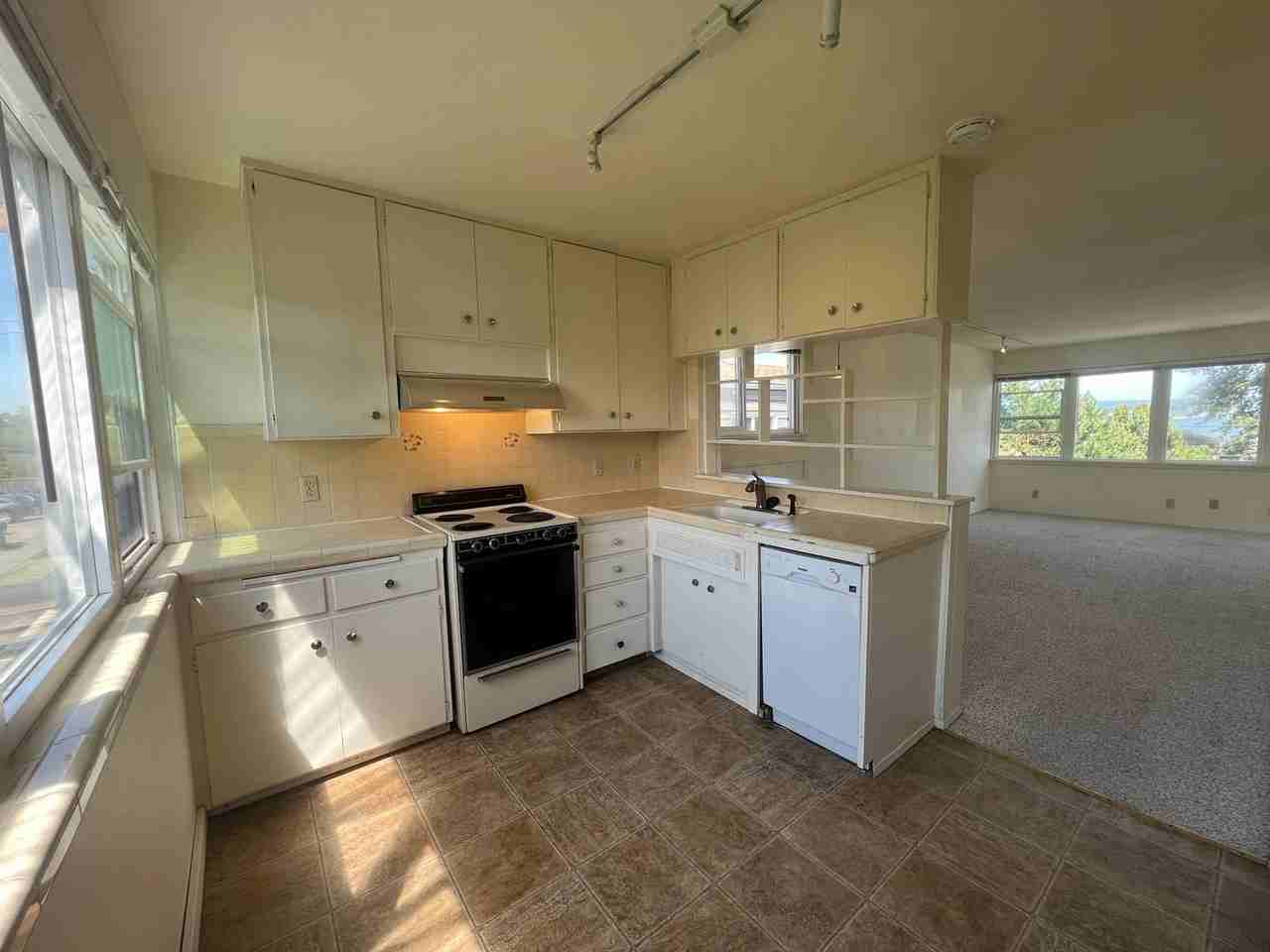 2015 43rd Ave E #4 - Photo 2 of 14
