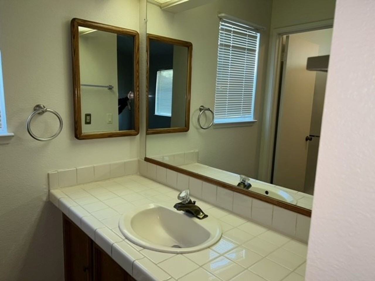 9055 Mirassou Ct - Photo 7 of 15