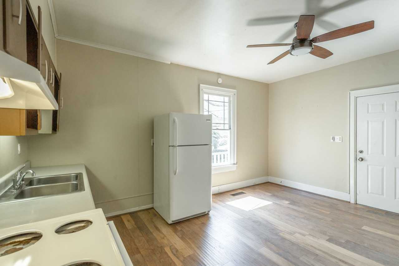 112 S Seminole Drive - Photo 3 of 26