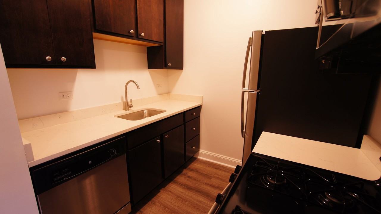 2936 Palmer LLC - Photo 5 of 9