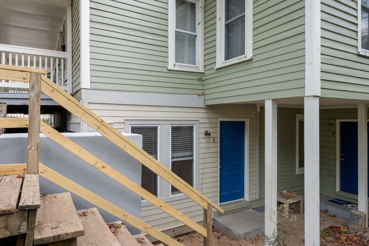 83 Washington Road - Photo 2 of 14