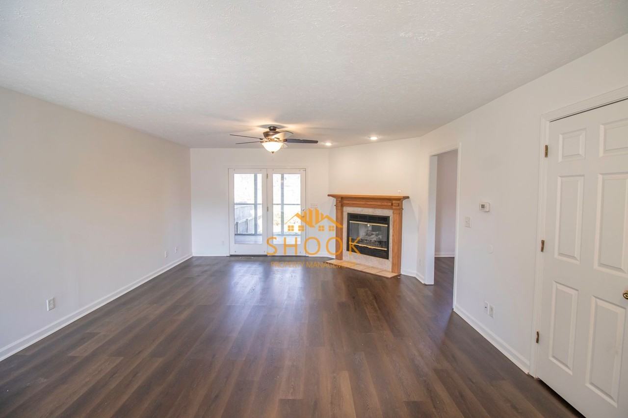 206 E Pine Ave - Photo 3 of 22