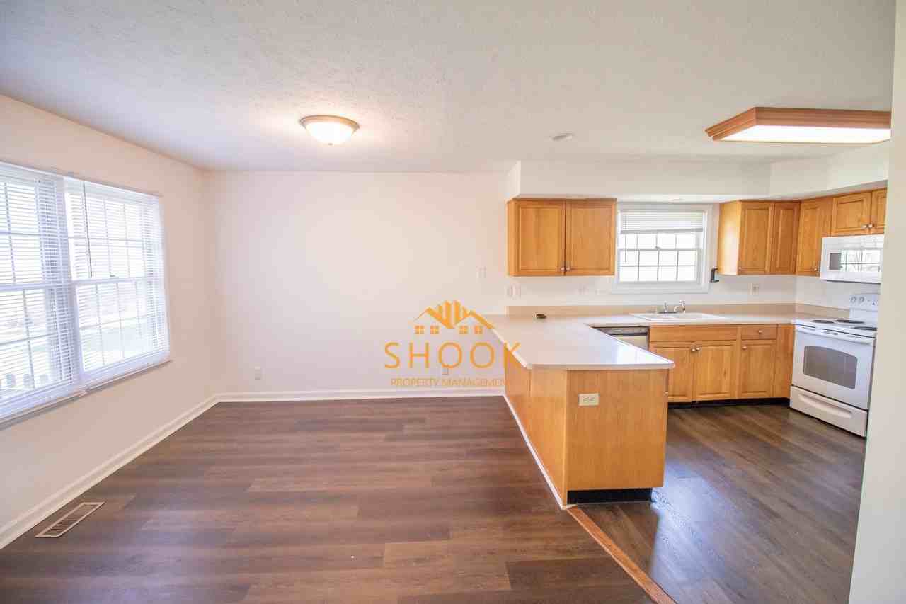 206 E Pine Ave - Photo 6 of 22