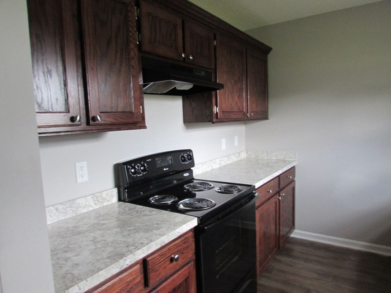 1000A Mayfield Dr - Photo 5 of 11