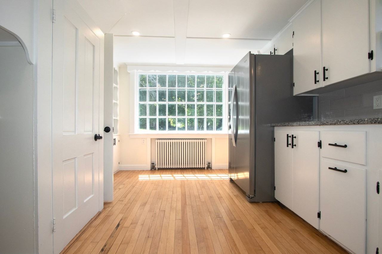 31 Back River Rd - Photo 5 of 50