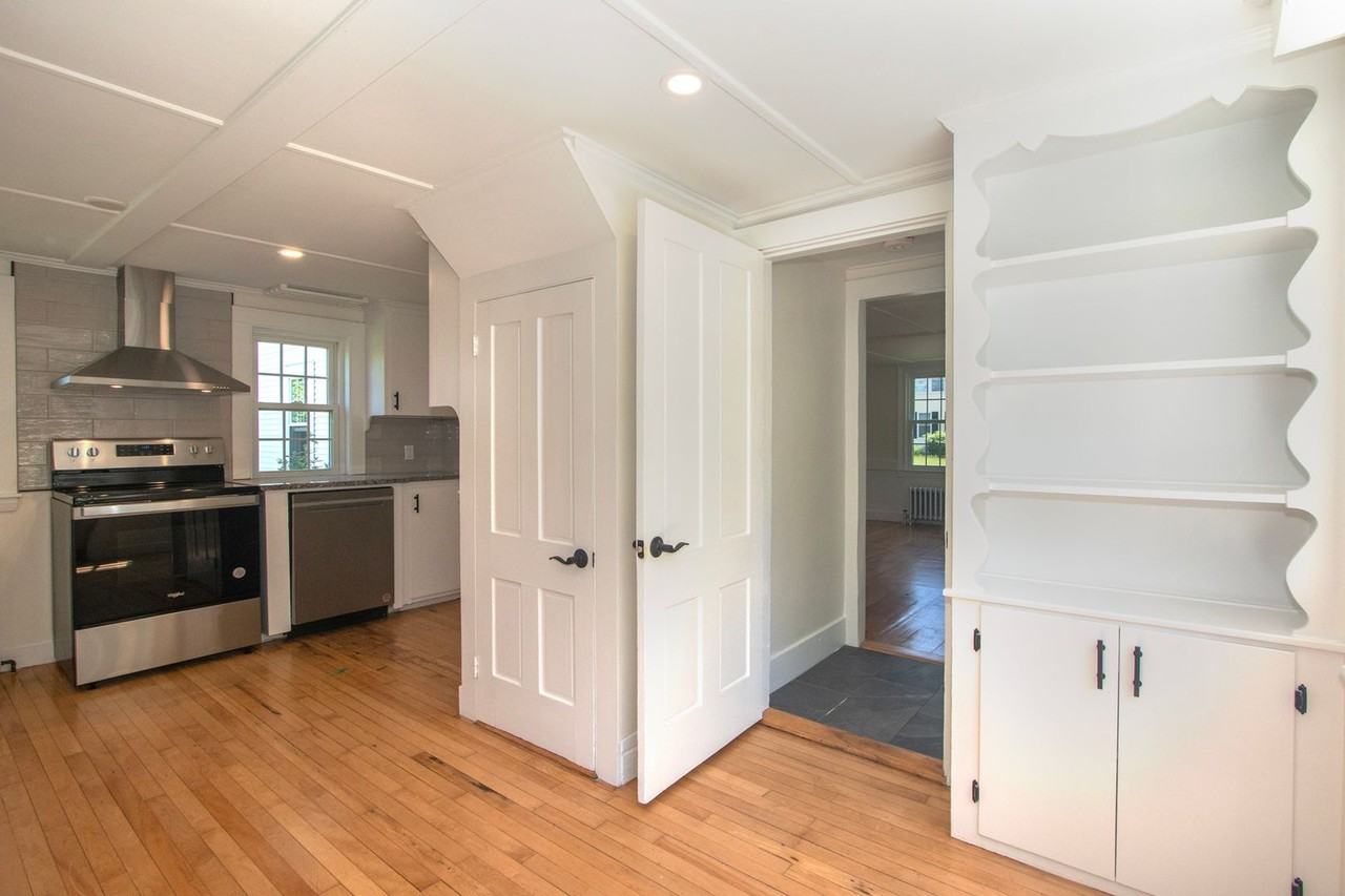 31 Back River Rd - Photo 7 of 50