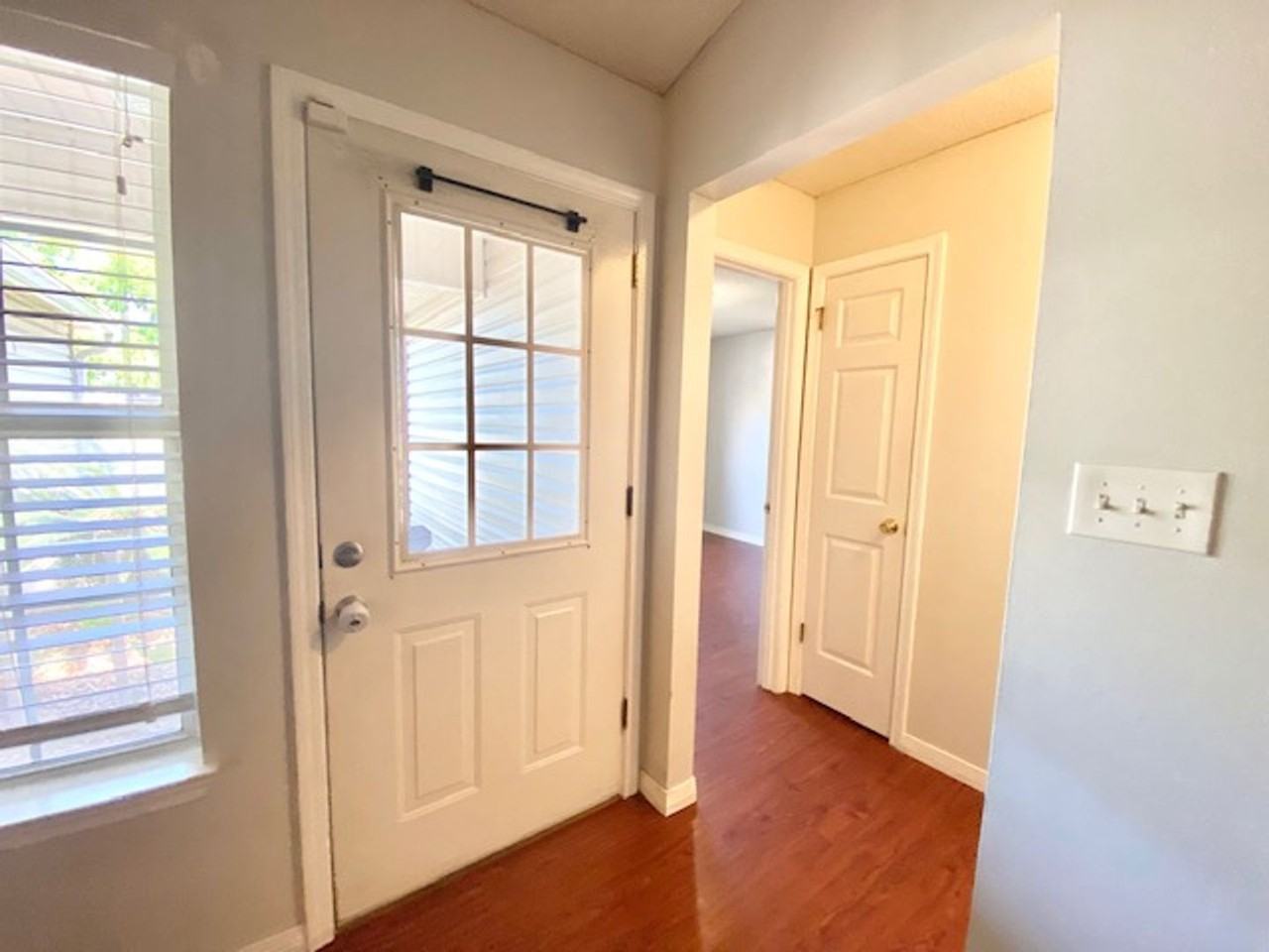 164 Wright Cir - Photo 3 of 23