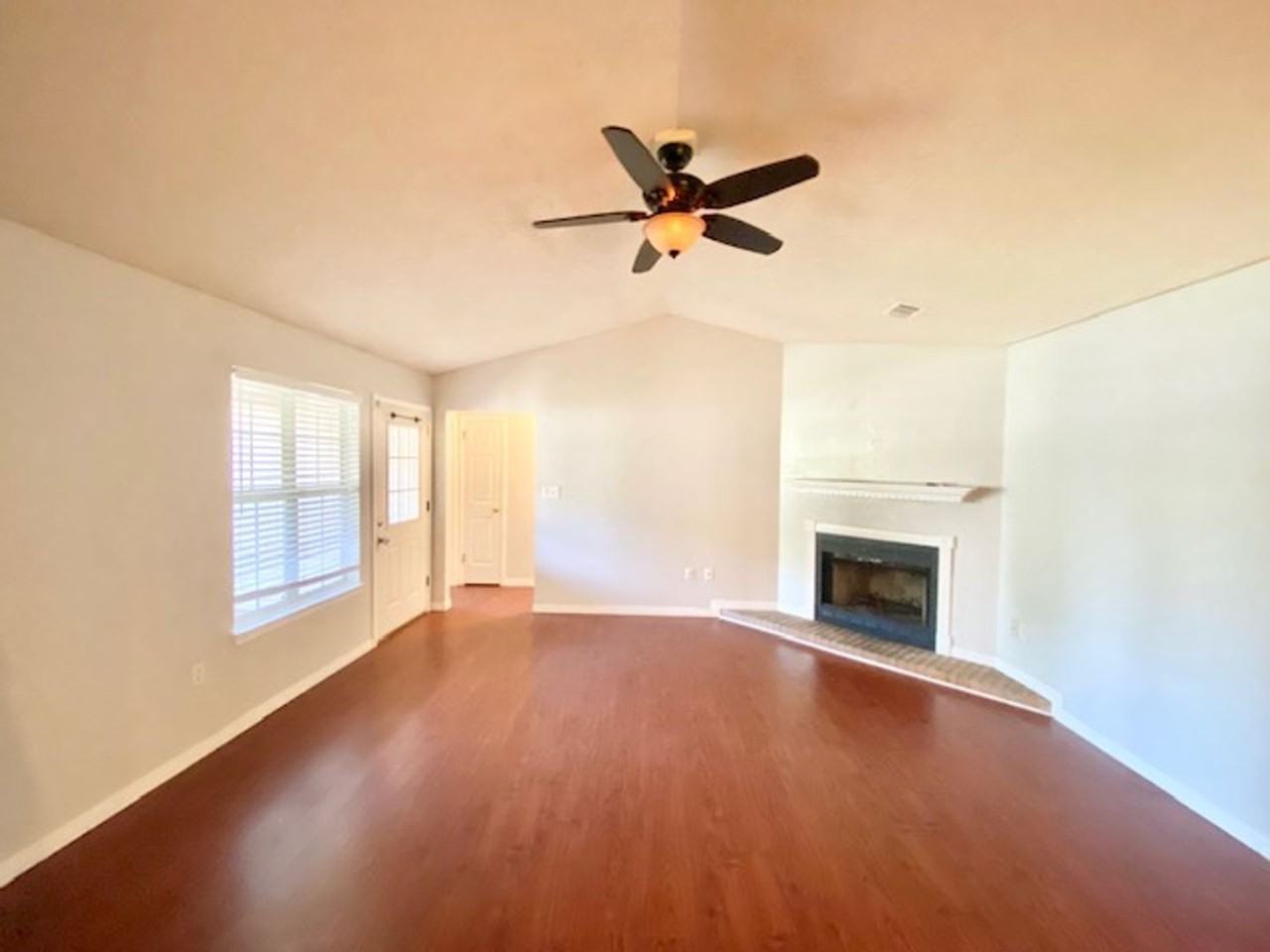 164 Wright Cir - Photo 4 of 23
