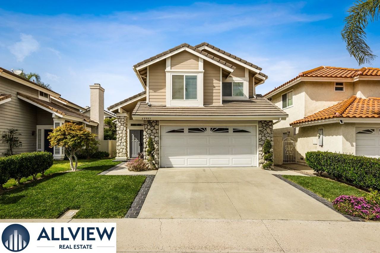 28805 Vista Aliso Rd - Photo 2 of 43