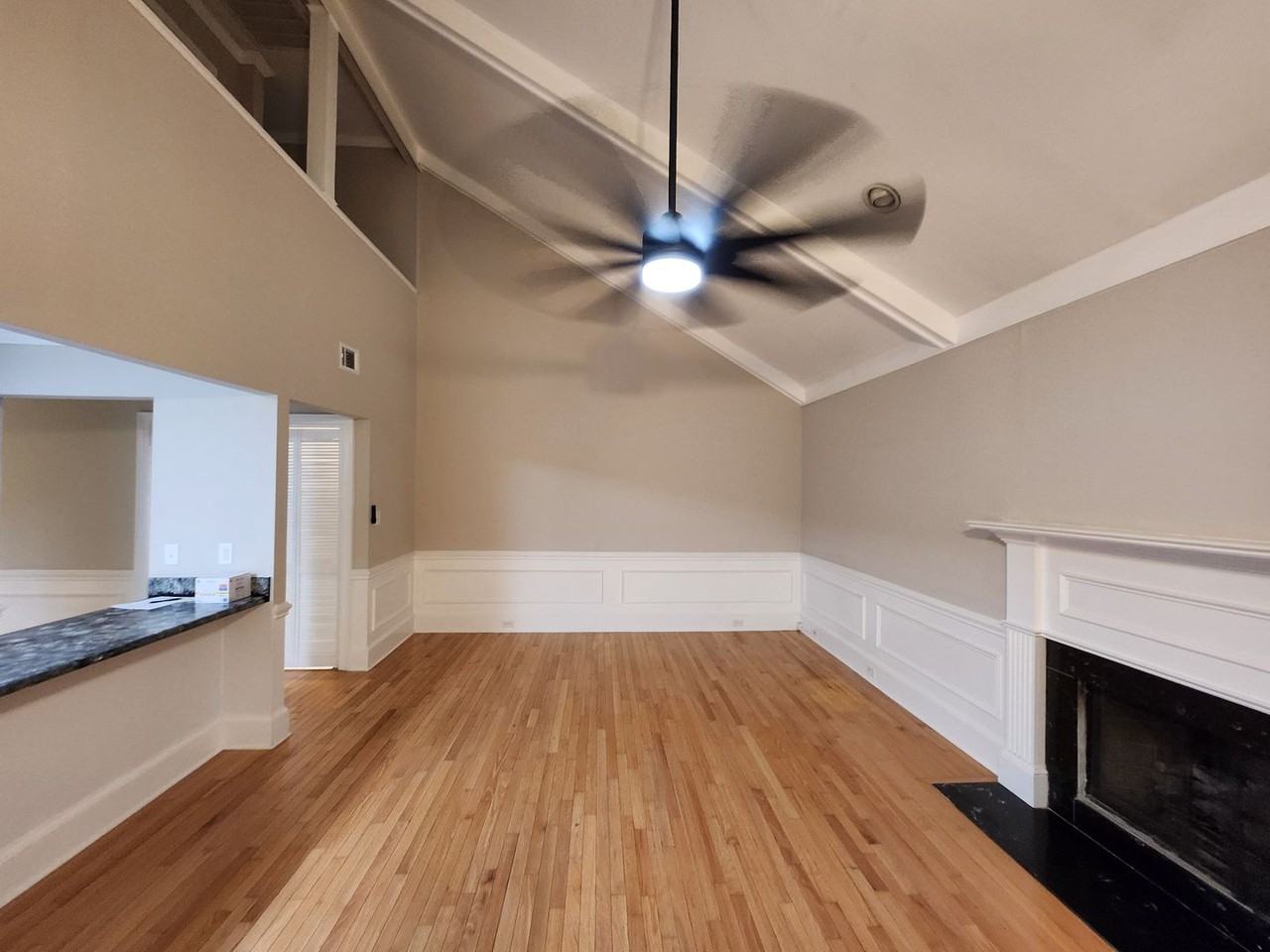 624 624 Crown Pointe Drive - Photo 3 of 22