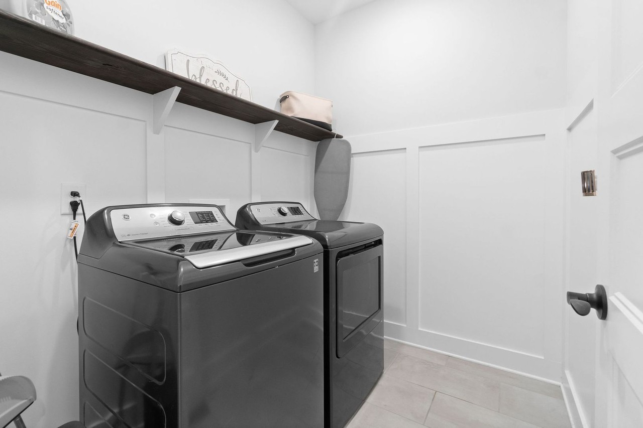 104 Sawyer Ct - Photo 3 of 47