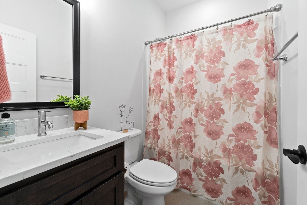 104 Sawyer Ct - Photo 4 of 47