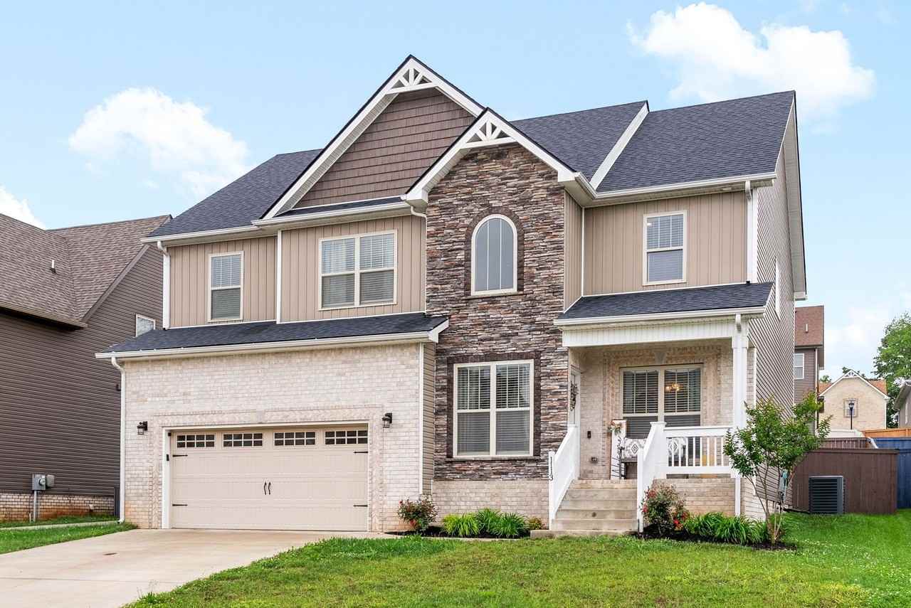 1113 Christian James Dr - Photo 3 of 36