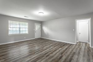featured image of 4711 Murray Lake Ln