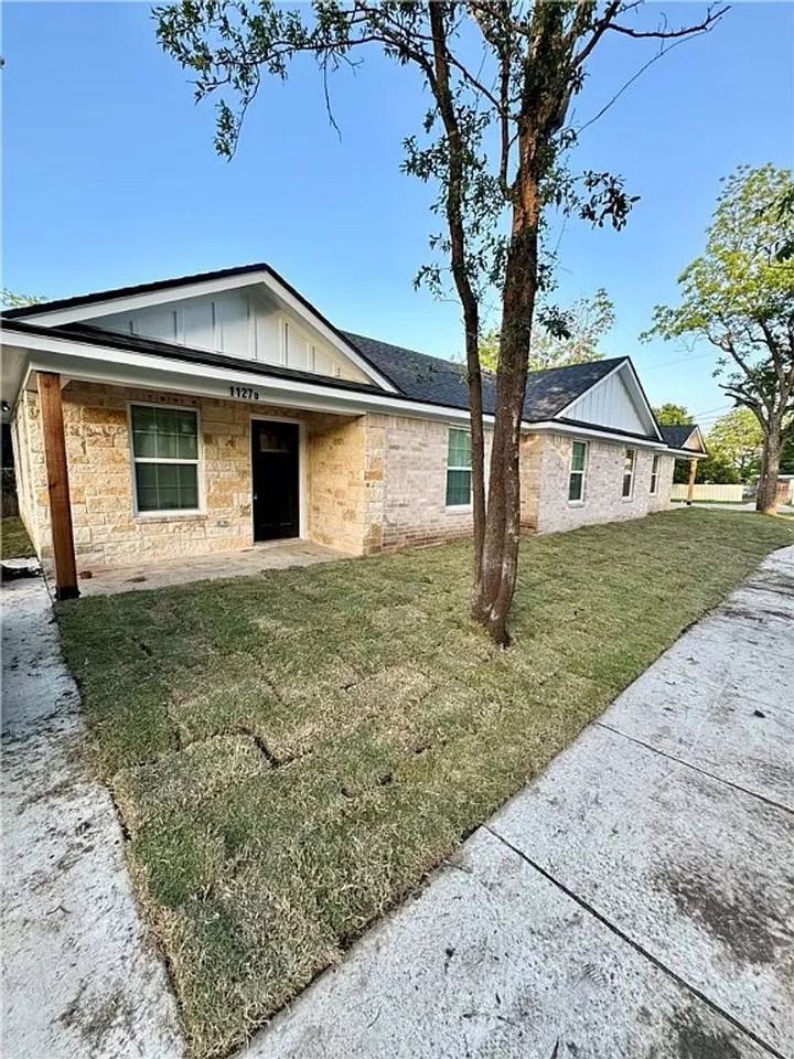 1127 West Ave - Photo 2 of 23