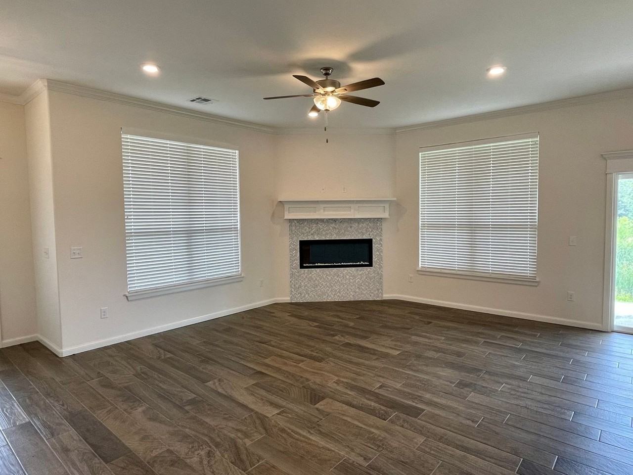 604 Summit Point Ct - Photo 7 of 27