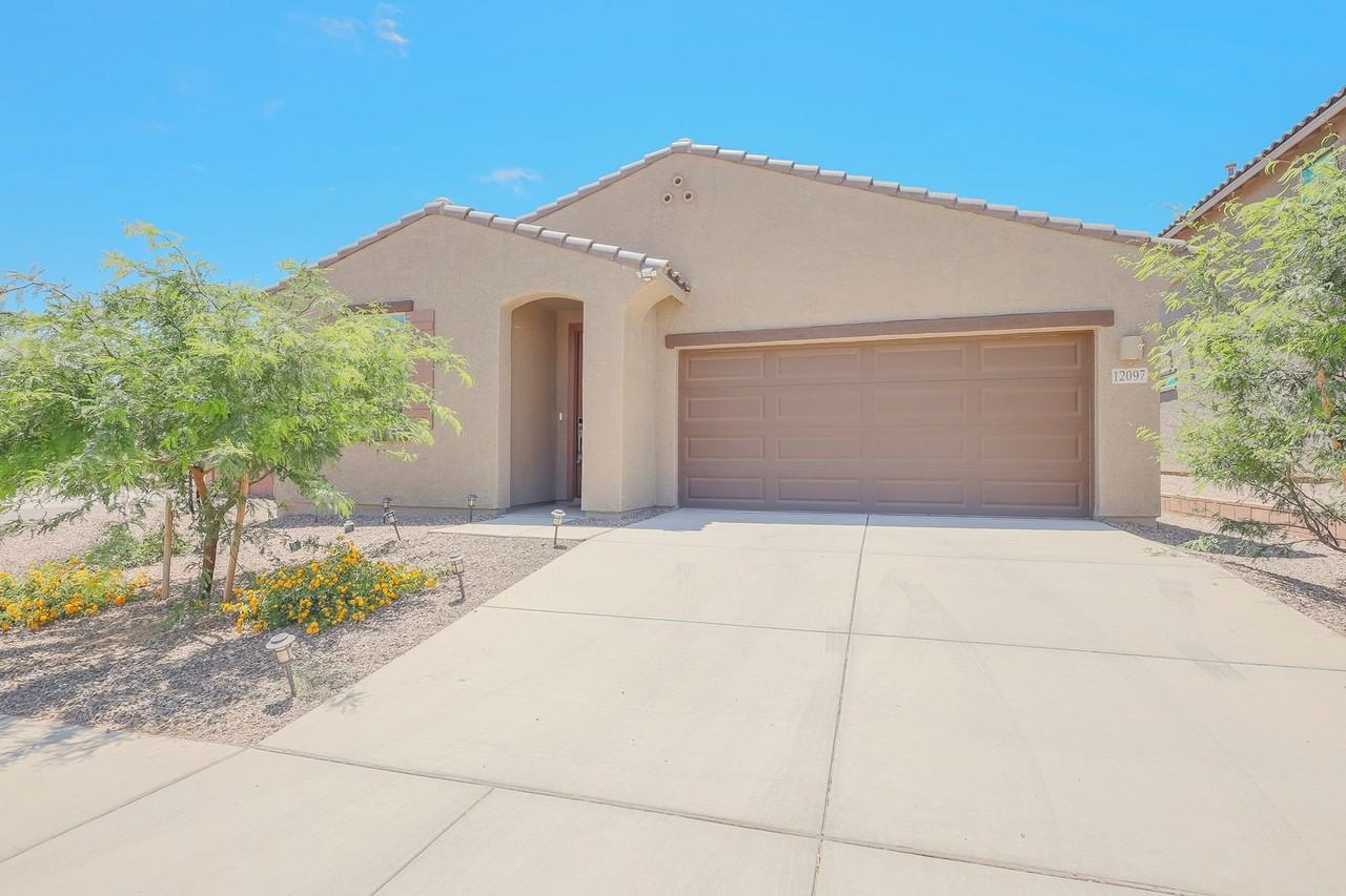 12097 W Avianna Way - Photo 2 of 34