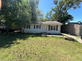 featured image of 3209 Se Girard St