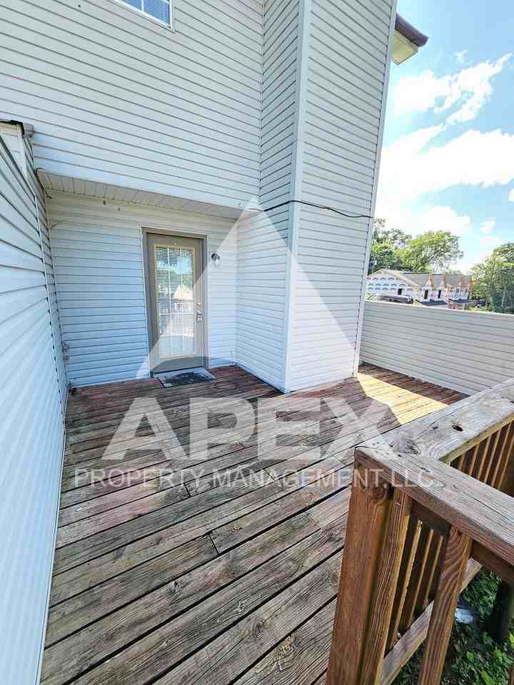 9116 Cedarpark Ln #A - Photo 4 of 23