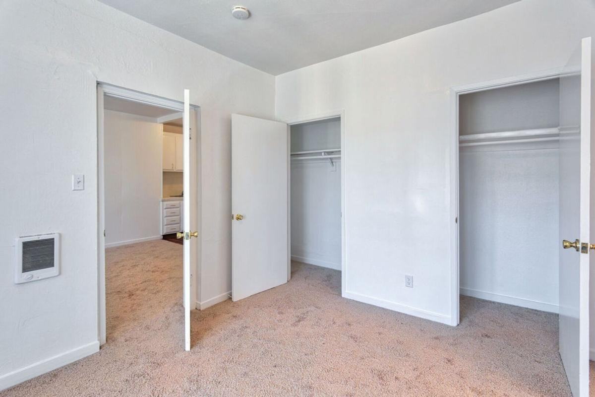 1030 Post Street - Photo 4 of 10