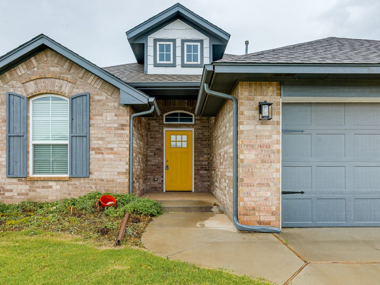 8717 Yassir Blvd #1 - Photo 5 of 50