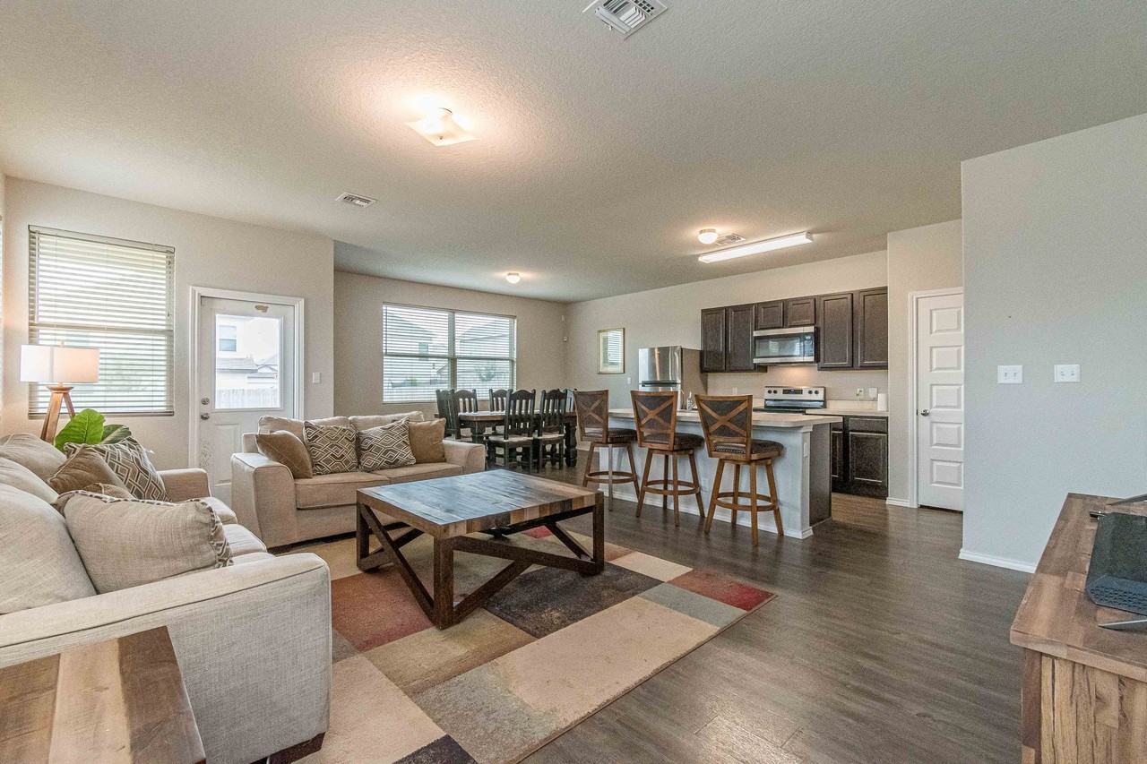 9427 Somers Bend #1 - Photo 2 of 22