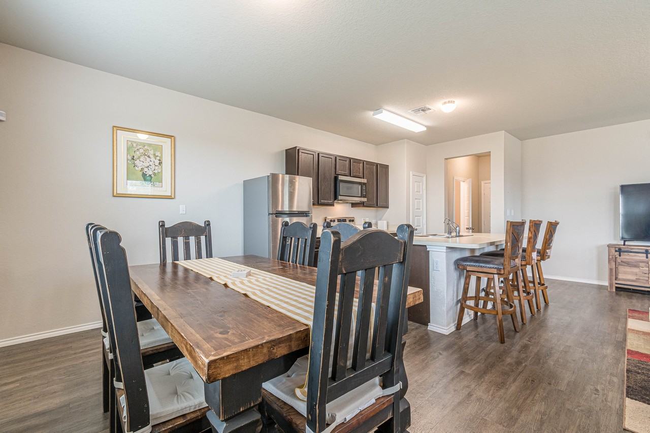 9427 Somers Bend #1 - Photo 4 of 22