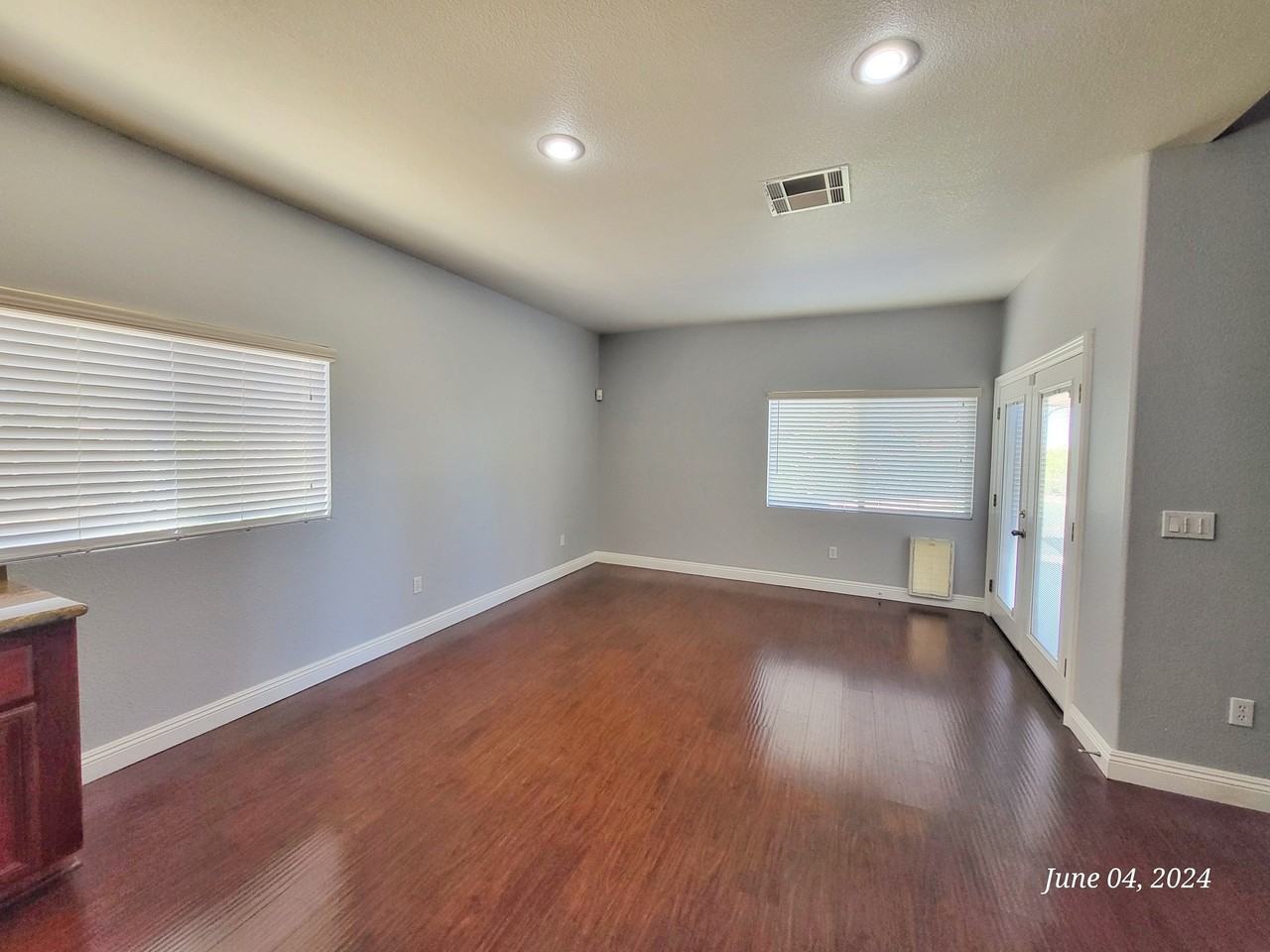 60 Copper Fountain St #1 - Photo 3 of 18