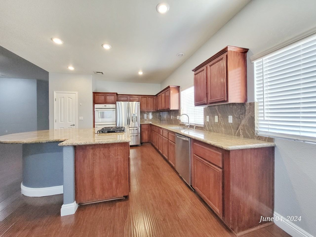60 Copper Fountain St #1 - Photo 4 of 18