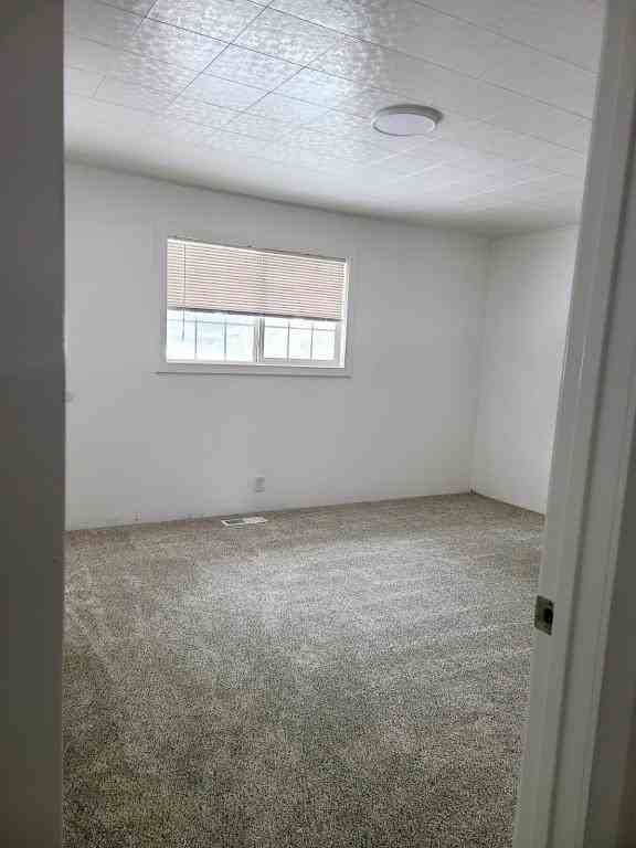 303 E Christina St - Photo 2 of 50