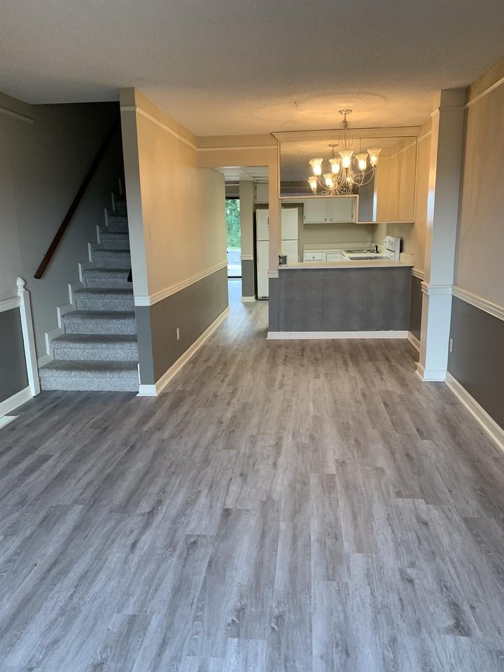 438 Olympia Dr - Photo 7 of 25