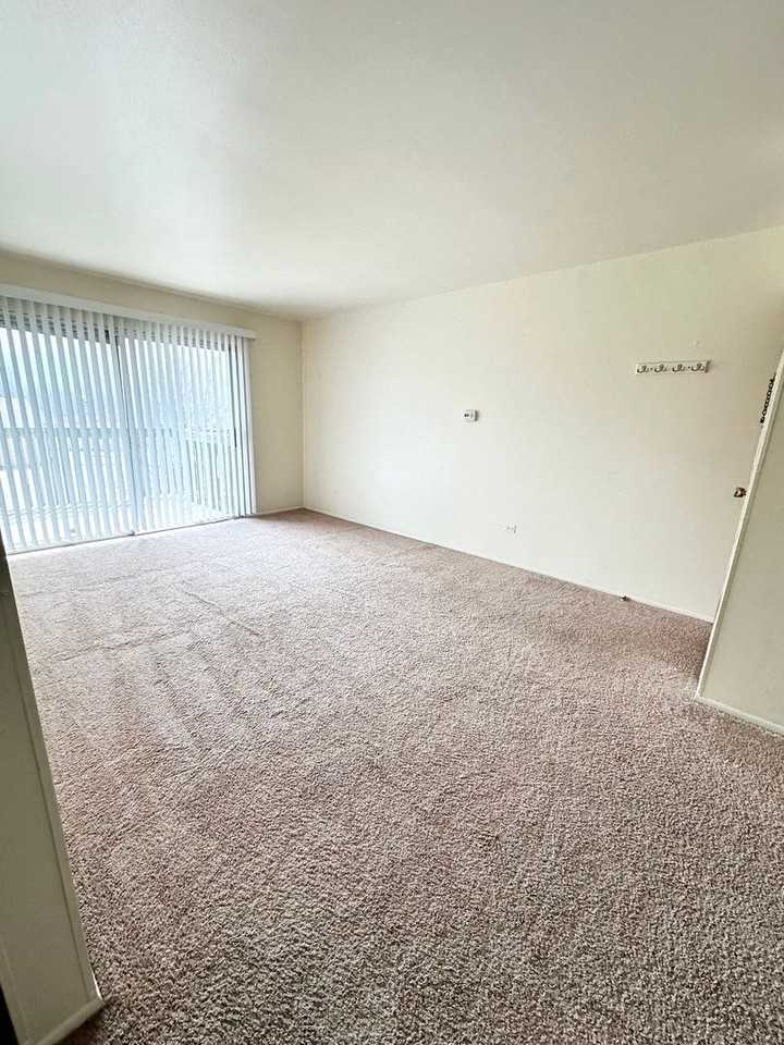 Orchard Hills Apartments - Photo 4 of 50