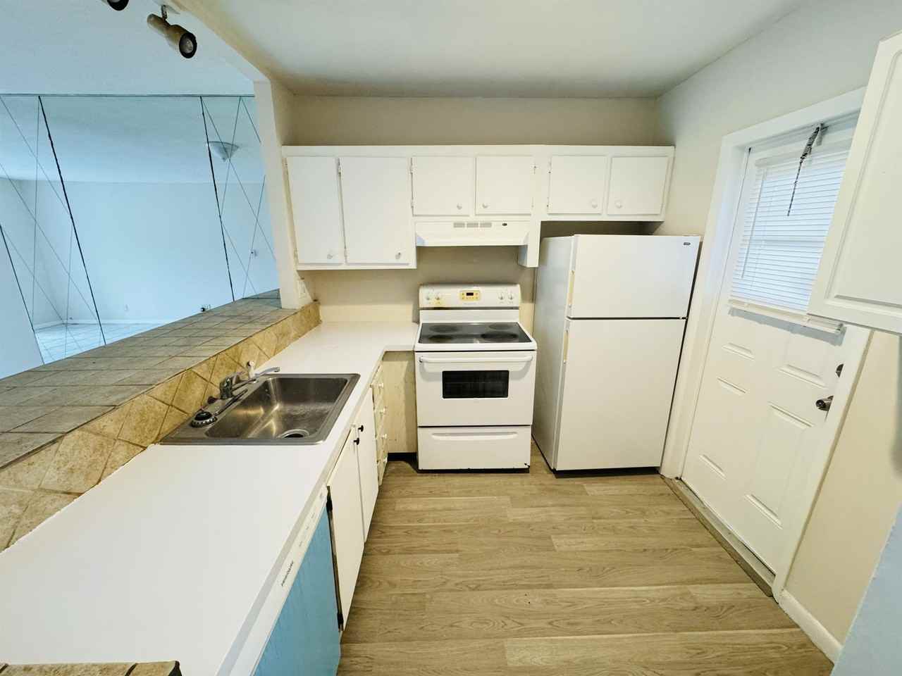 5001 W Oakland Park Blvd #109 - Photo 4 of 15