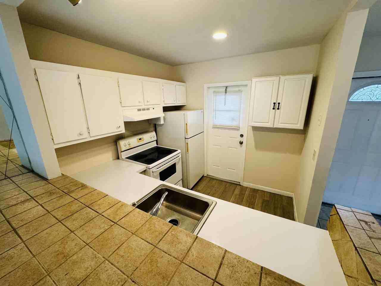 5001 W Oakland Park Blvd #109 - Photo 6 of 15