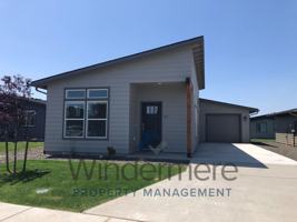 featured image of 241 Avery St