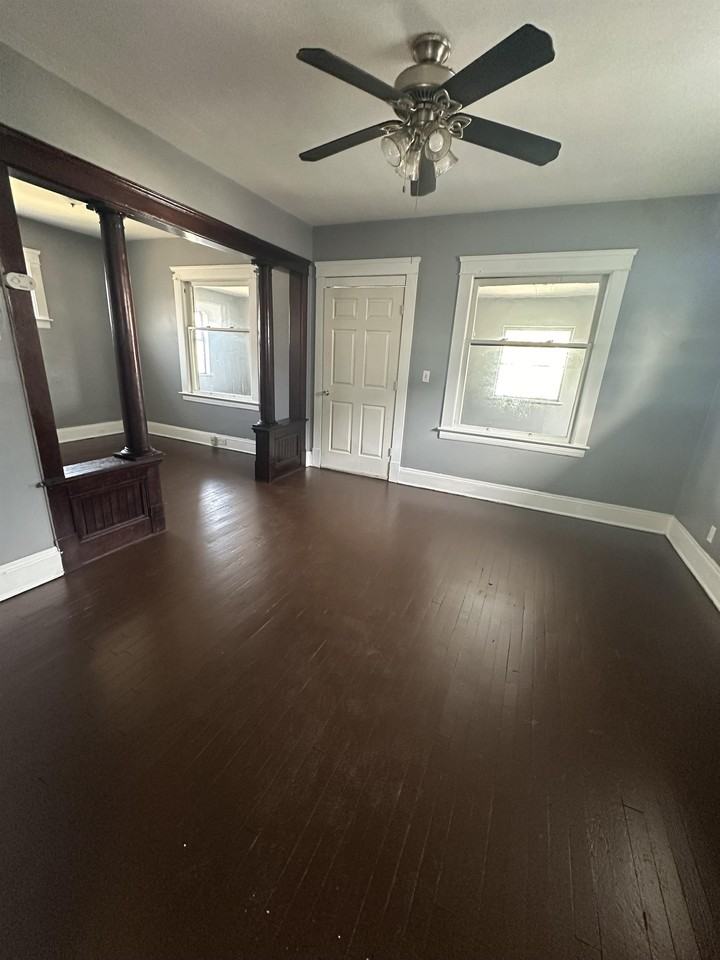 3978 E 55th St, Newburgh Heights, OH 44105 2 Bedroom Apartment for