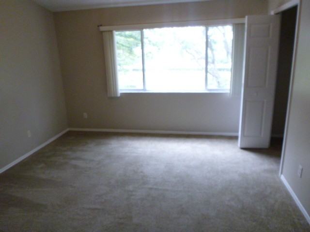 8532 Hunters Key Cir - Photo 7 of 42