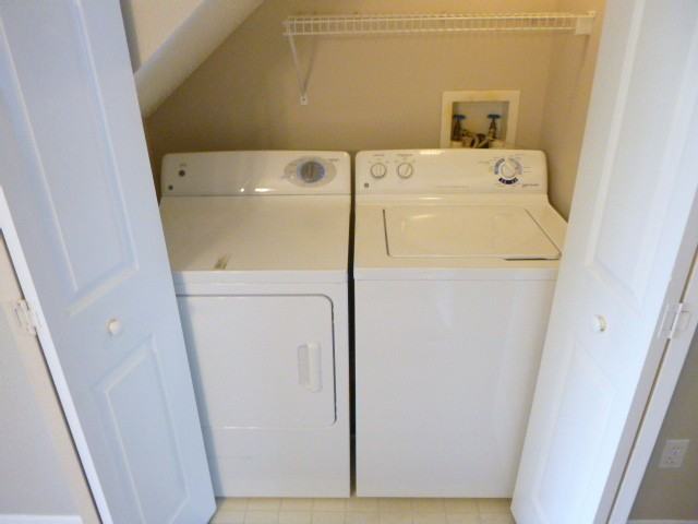 8532 Hunters Key Circle - Photo 6 of 42