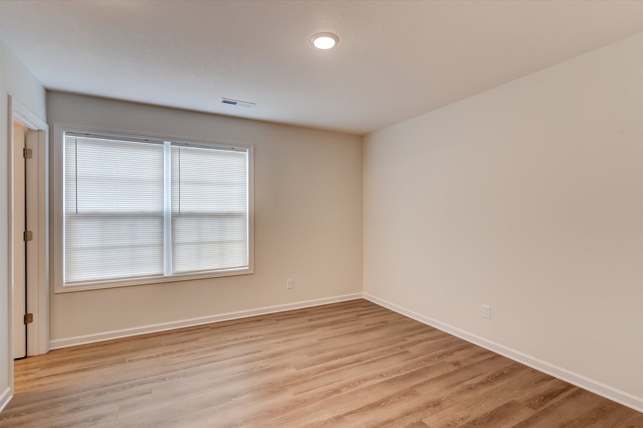 408 E Norton Rd - Photo 2 of 41