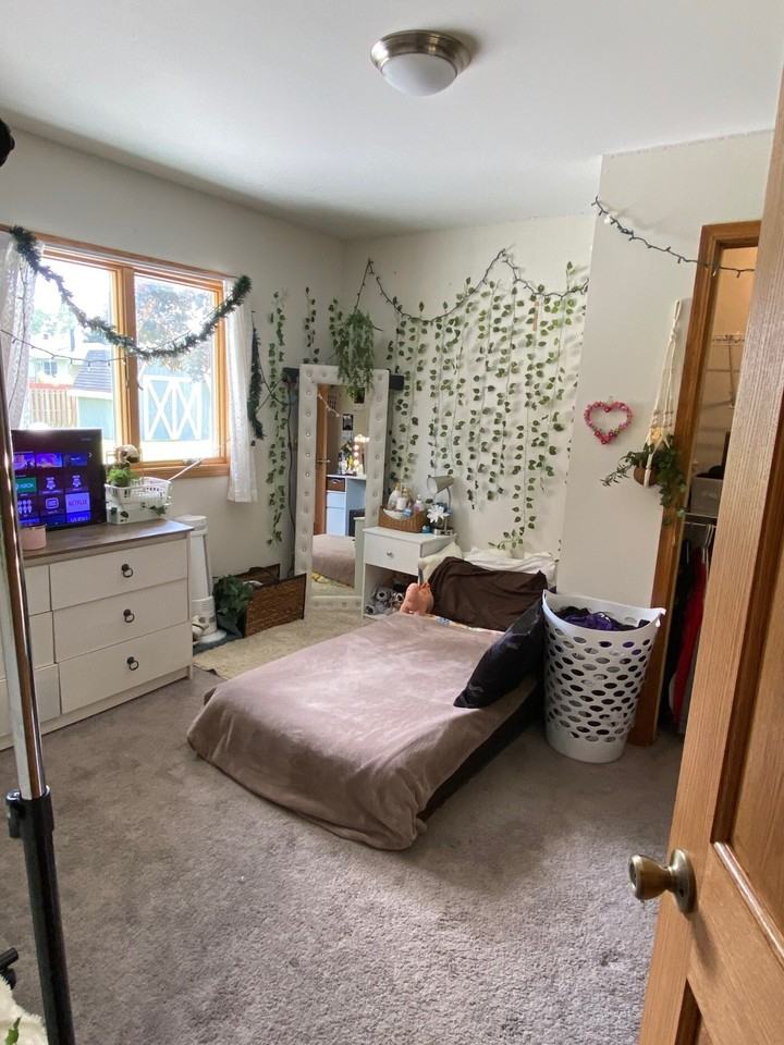 208 Glynn Rd - Photo 3 of 22