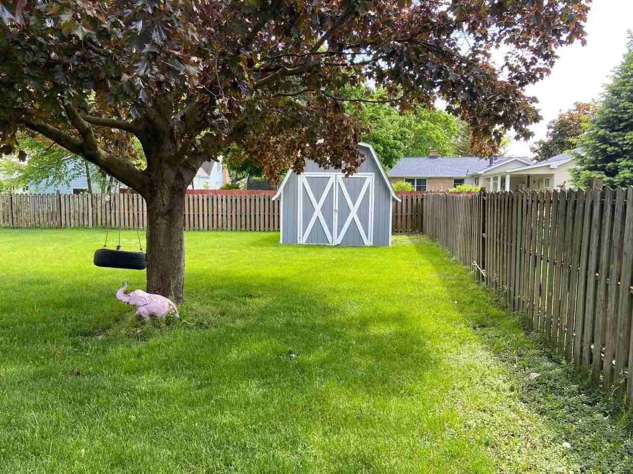 208 Glynn Rd - Photo 4 of 22