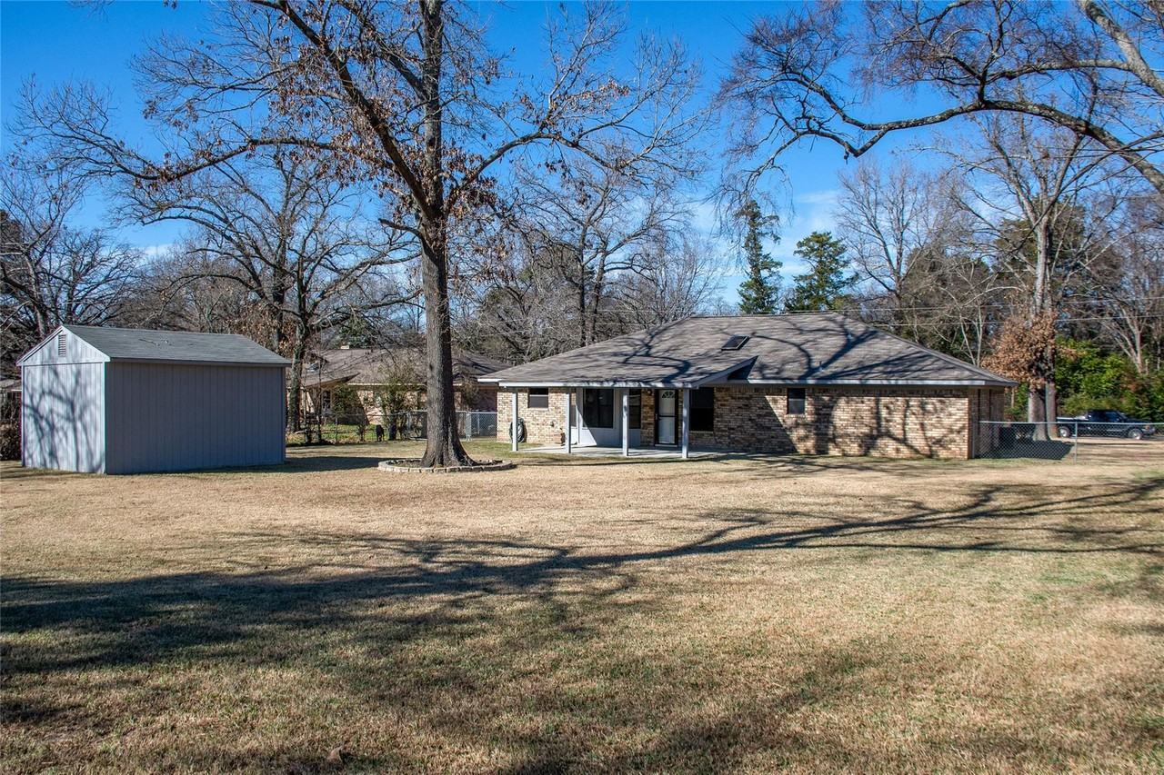 182 County Road 2426 - Photo 3 of 27