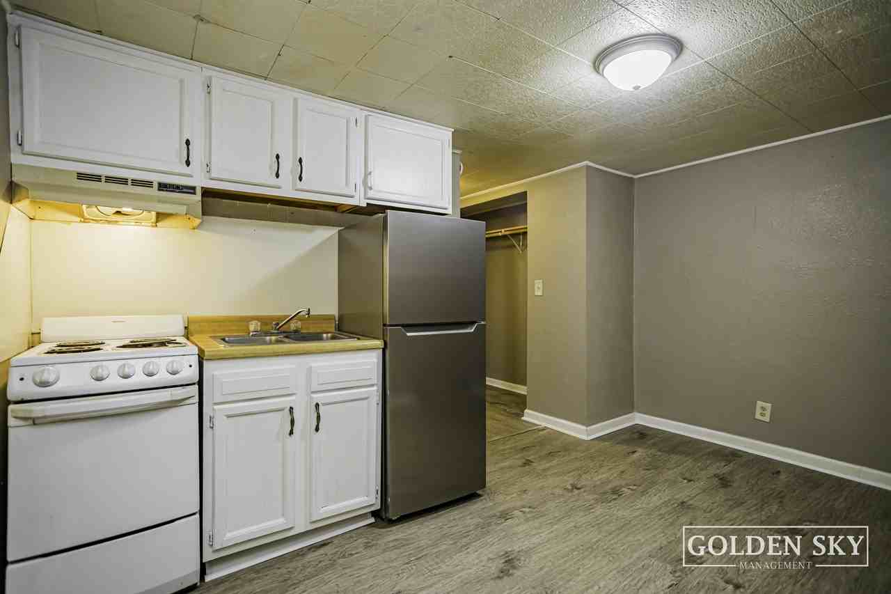 815 Crescent Dr #8 - Photo 5 of 7