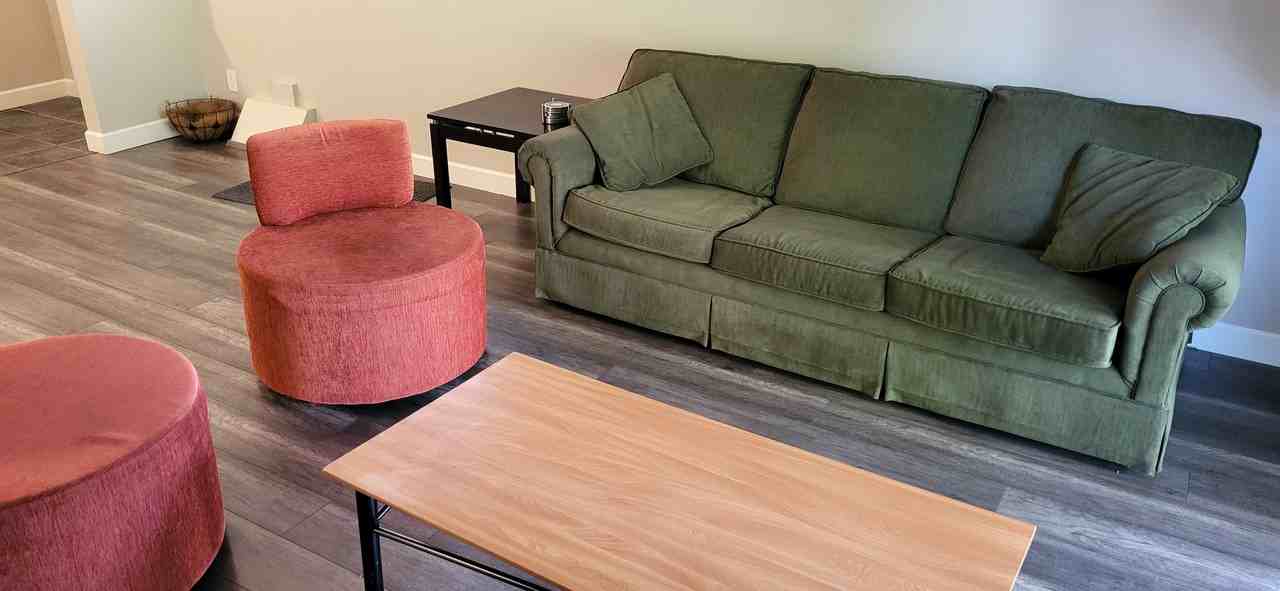 1302 15th Street West - Photo 3 of 12