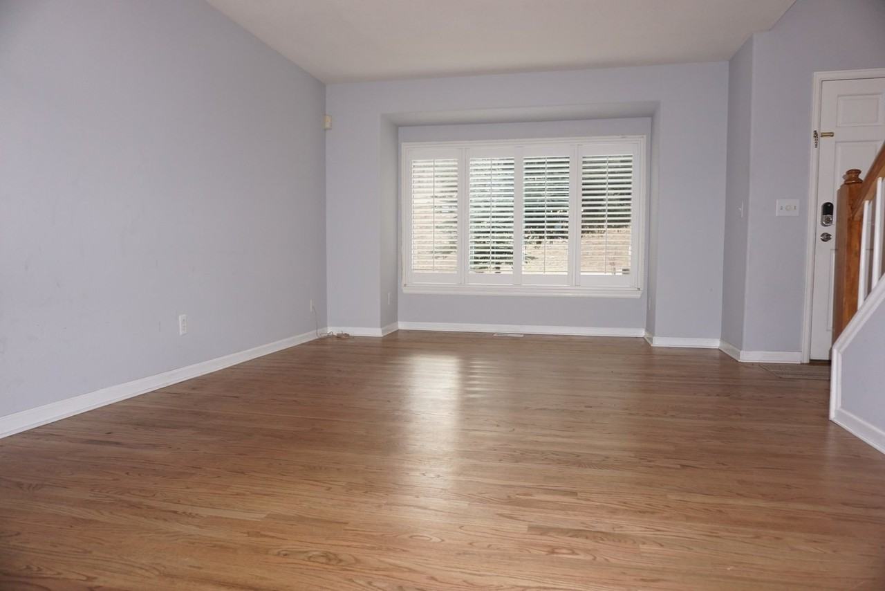 23919 High Meadow Dr - Photo 3 of 24