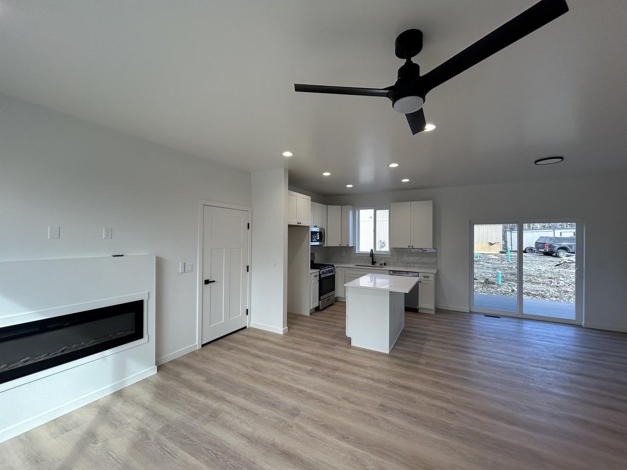 3480 S Shamrock St #1 - Photo 2 of 10