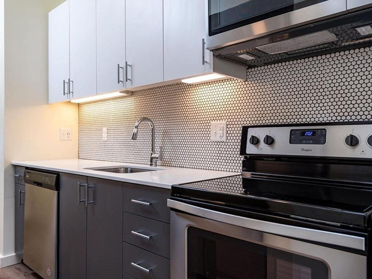 The Margot Apartments - Photo 4 of 12